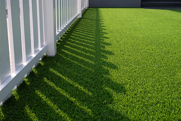 White fencing solutions come from fence installation by Arco Outdoors in South Florida.